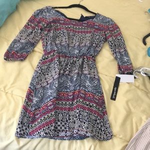 Printed quarter-sleeve dress